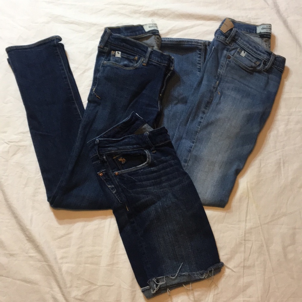 BUNDLE! 3 pairs Abercrombie kids pants - Picture 1 of 10